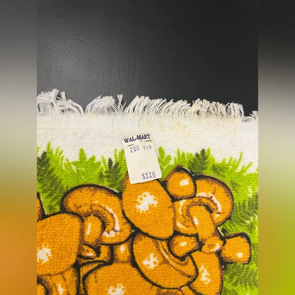 NOS Vintage 70s Mid Century Modern‎ Mushroom Plantation Farm Kitchen Towel As Is